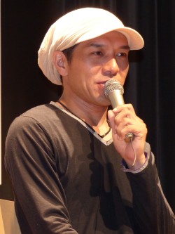 ꡼ No.009Υͥ / ηѵҤ롣LIVING ADVʥ饤ӥ󥰥ɥ٥㡼 STEINS;GATEȯɽݡ