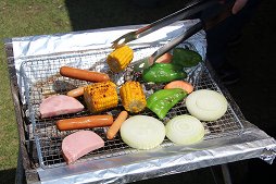 #012Υͥ/ArcheAgeפ1ǯˤѡƥš2014ǯȾͽΥƥĤȯɽ줿ͤݡ