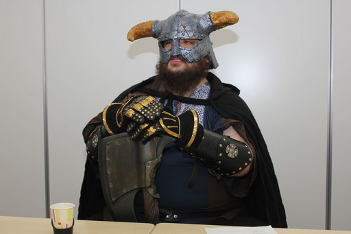 画像ギャラリー No.005のサムネイル画像 / 「ArcheAge」の新種族「ドワーフ」は「漢!ヒゲ!ロボ!」が3拍子そろった熱いクラス。リアルドワーフが「ArcheAge」をプレイしながら熱く語る