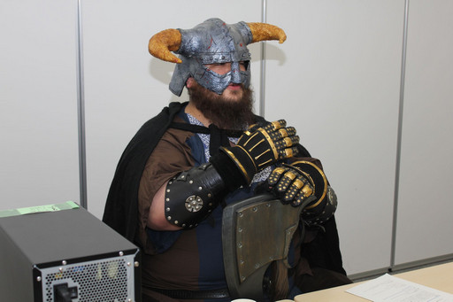 画像ギャラリー No.006のサムネイル画像 / 「ArcheAge」の新種族「ドワーフ」は「漢!ヒゲ!ロボ!」が3拍子そろった熱いクラス。リアルドワーフが「ArcheAge」をプレイしながら熱く語る