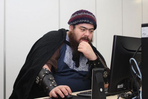 画像ギャラリー No.021のサムネイル画像 / 「ArcheAge」の新種族「ドワーフ」は「漢!ヒゲ!ロボ!」が3拍子そろった熱いクラス。リアルドワーフが「ArcheAge」をプレイしながら熱く語る