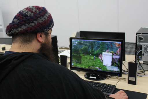 画像ギャラリー No.026のサムネイル画像 / 「ArcheAge」の新種族「ドワーフ」は「漢!ヒゲ!ロボ!」が3拍子そろった熱いクラス。リアルドワーフが「ArcheAge」をプレイしながら熱く語る