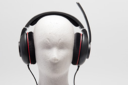 画像ギャラリー No.010のサムネイル画像 / ZOWIEのコアゲーマー向けヘッドセット第2弾「MASHU」レビュー。「いい音」に背を向けた徹底プロ志向は今回も健在だった