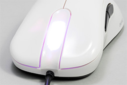 画像ギャラリー No.010のサムネイル画像 / BenQ ZOWIE「EC1-A White」&「EC2-A White」ファーストインプレッション。白いIE 3.0クローンマウスに触ってみた