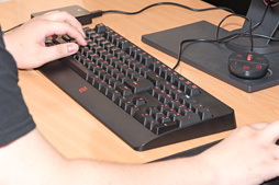 ꡼ No.003Υͥ / COMPUTEX240Hzɽܻ㸺ǽդǥץ쥤BenQ ZOWIEåѤΥܡɡCELERITAS IIפ