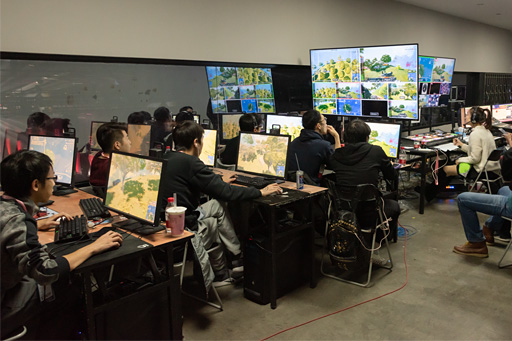 ꡼ No.027 | ǥץ쥤⥭ܡɤ⥱֥륢󥫡饤ȥ֥롼ȥԥ󥯤ˡ ޡʥ꡼DIVINAפZOWIEϤɤޤǤܵ