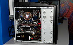 ꡼ No.009Υͥ / ƤSandy BridgeȡƤʤLarrabeeIntelΥץåɥޥåץåץǡ