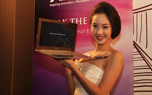 ꡼ No.002 | COMPUTEXASUSĶΡPC199ɥEee PCơ֥ޡȥե¢Ǥ륿֥åȡפȯɽ1945