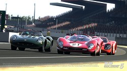 ꡼ No.021Υͥ / Gamescomϡ֥ġꥹ5סGamescomγŤ˹碌Ƹ줿ĤοǤ