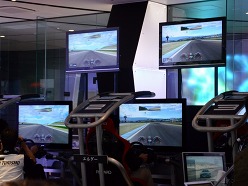 画像集#007のサムネイル/GT5日本最速ドライバーは誰？　優勝者特典はプロドライバーによるレッスンというM・ベンツコラボイベントをレポート