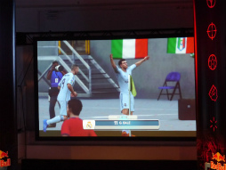 ꡼ No.023 | Υȥåץץ쥤䡼5ΥǷͤĺRed Bull 5G 2013 FINALSפšǯƼԤϡ