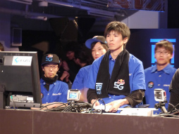 ꡼ No.040 | Υȥåץץ쥤䡼5ΥǷͤĺRed Bull 5G 2013 FINALSפšǯƼԤϡ