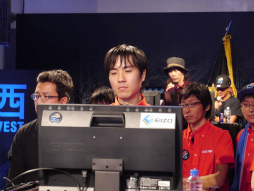 ꡼ No.041 | Υȥåץץ쥤䡼5ΥǷͤĺRed Bull 5G 2013 FINALSפšǯƼԤϡ