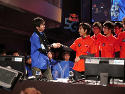 ꡼ No.048 | Υȥåץץ쥤䡼5ΥǷͤĺRed Bull 5G 2013 FINALSפšǯƼԤϡ