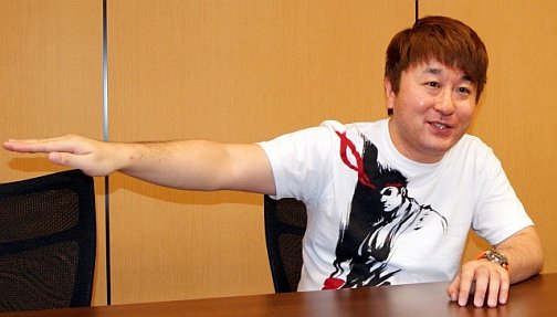 ²èÁü¥®¥ã¥é¥ê¡¼ No.023¤Î¥µ¥à¥Í¥¤¥ë²èÁü / ¶Å½Ì¤µ¤ì¤¿¥ê¥¢¥ë¤¬¤³¤³¤Ë¤¢¤ë¡½¡½¥¹¡¼¥Ñ¡¼¤Ê¥×¥í¥Ç¥å¡¼¥µ¡¼¤¬¸ì¤ë¡Ö¥¹¡¼¥Ñ¡¼¥¹¥È¥ê¡¼¥È¥Õ¥¡¥¤¥¿¡¼IV¡×¤Î¸¶ÅÀ¤È¤Ï¡£¥«¥×¥³¥ó¾®ÌîP¡¤¥¹¡¼¥Ñ¡¼¥Ï¥¤¥Æ¥ó¥·¥ç¥ó¥¤¥ó¥¿¥Ó¥å¡¼