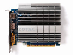 画像ギャラリー No.004のサムネイル画像 / “Fermi Refresh”世代へと急速に移行するNVIDIAのGPUロードマップ。新世代ハイエンドGPU「GF110」は2010年内にも登場か