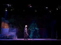 画像集#014のサムネイル/「天誅」舞台版の公演が開始。迫力のアクションや最新の映像技術による見応えある忍者活劇をレポート