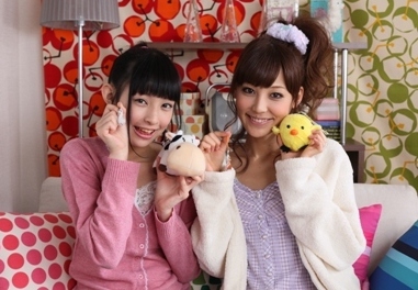 ���������꡼ No.003�Υ���ͥ������ / ���Ҿ�ʪ�� �դ�����¼�פ�ȯ������7��8���˷��ꡤ�Ҿ�ʪ�쥪�ꥸ�ʥ륹�����Ĥ����٤����SWEETS PARADISE�פȤΥ���ܤ�ȯɽ