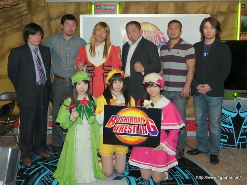 画像ギャラリー No.006のサムネイル画像 / 長島☆自演乙☆雄一郎選手がプロレスデビューするブシロードレスリング記者会見およびブシロード戦略発表会2011(春)の模様をレポート