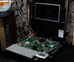 画像ギャラリー No.003のサムネイル画像 / AMD,IDF期間中にFusion APU「Zacate」の動作デモを披露