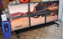 画像ギャラリー No.009のサムネイル画像 / AMD,秋葉原のイベントでGPU製品をプッシュ。「グランツーリスモ5より,PC版DiRT 2のほうがグラフィックスは上」