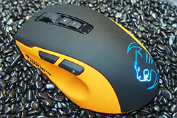 ꡼ No.026 | COMPUTEXROCCAT륭ܡɡפϪ֥ޥۤ򥲡ޡֲ̤ˤ륢ץפ