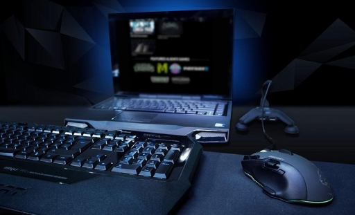 ������#001�Υ���ͥ���/ROCCAT��ALIENWARE�����ȡ�AlienFX����ROCCAT���ʤ�LED�������ǽ��