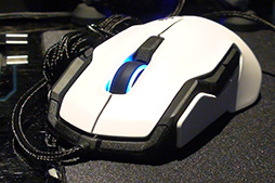 画像ギャラリー No.017のサムネイル画像 / ROCCAT,未発表の新型ゲーマー向けマウス「Kiro」「Kova」を秋葉原のイベントでサプライズ発表
