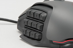 画像ギャラリー No.004のサムネイル画像 / 「ROCCAT Nyth」レビュー。左サイドの最大12ボタンを自由にカスタマイズできるマウスは,ズバリ買いなのか