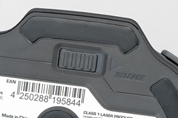 画像ギャラリー No.007のサムネイル画像 / 「ROCCAT Nyth」レビュー。左サイドの最大12ボタンを自由にカスタマイズできるマウスは,ズバリ買いなのか