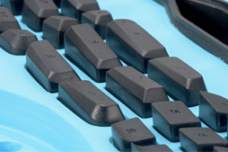 画像ギャラリー No.012のサムネイル画像 / 「ROCCAT Nyth」レビュー。左サイドの最大12ボタンを自由にカスタマイズできるマウスは,ズバリ買いなのか