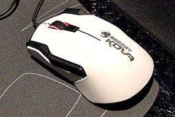 画像ギャラリー No.004のサムネイル画像 / 左右対称形状のROCCAT製マウス「Kova」が11月21日に国内発売。従来製品と同じ名前ながら，デザインと光学センサーを一新