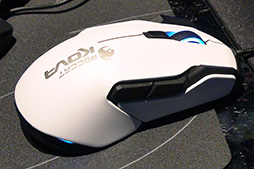 画像ギャラリー No.005のサムネイル画像 / 左右対称形状のROCCAT製マウス「Kova」が11月21日に国内発売。従来製品と同じ名前ながら，デザインと光学センサーを一新
