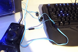 画像ギャラリー No.006のサムネイル画像 / 新型マウス「Kova」が好評。ROCCATの最新製品を体験するパーティー形式のイベントが秋葉原で開催