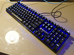 ��COMPUTEX��ROCCAT�ο�����ܡ��ɤϡ֥ե륭�����ͤΤޤޡ��˸¤ޤǾ������פ����󥻥ץȡ�E3�ǤϤ���ʤ뿷���ʤ�