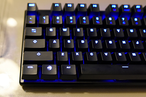 ���������꡼ No.004�Υ���ͥ������ / ��COMPUTEX��ROCCAT�ο�����ܡ��ɤϡ֥ե륭�����ͤΤޤޡ��˸¤ޤǾ������פ����󥻥ץȡ�E3�ǤϤ���ʤ뿷���ʤ�