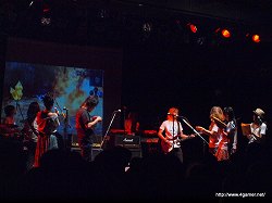 画像ギャラリー No.007のサムネイル画像 / 昼夜2部構成で開催された「ファルコムjdkバンドvs.えどっ娘天下大変!」を振り返る。イベントレポート&インタビューを掲載