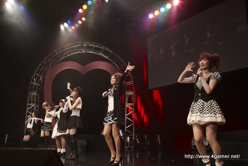 画像ギャラリー No.008のサムネイル画像 / イベント「Rio Super Carnival 2」観覧レポート:井上麻里奈さん,たかはし智秋さん,竹達彩奈さんら主要キャスト6人が出演