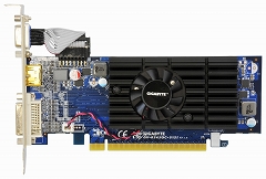 画像ギャラリー No.001のサムネイル画像 / アクティブクーリング仕様のGIGABYTE製HD 5450カードが登場