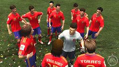 「2010 FIFA ワールドカップ 南アフリカ大会」の発表会が開催。ベッキー・クルーエルの“可愛いにもほどがある”ゴールパフォーマンスも