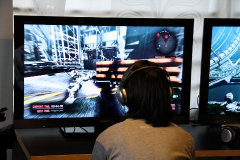 ꡼ No.004Υͥ / VANQUISHפξ̥󥫡9̾ॢåǼϤ򶥤˰եץǥ塼ޤExtreme VANQUISH Battle matchץݡ