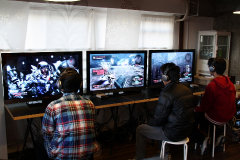 ꡼ No.010Υͥ / VANQUISHפξ̥󥫡9̾ॢåǼϤ򶥤˰եץǥ塼ޤExtreme VANQUISH Battle matchץݡ