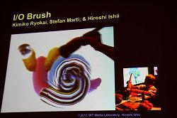 ꡼ No.029 |  CEDEC 2010а ͵ĴֱDefying Gravity: The Art of Tangible Bits Ϥ˹ơ󥸥֥롦ӥåȡפϪMITǥܤʸڤȤ