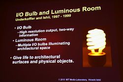 ꡼ No.030 |  CEDEC 2010а ͵ĴֱDefying Gravity: The Art of Tangible Bits Ϥ˹ơ󥸥֥롦ӥåȡפϪMITǥܤʸڤȤ