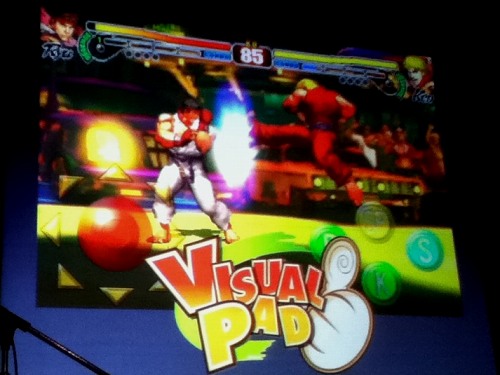 画像ギャラリー No.014のサムネイル画像 / 「Game Nights at the Apple Store」4日目はカプコン編。iPod touch版「ストIV」の開発裏話や,新作「CAPCOM ARCADE」の話が聞けた