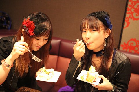 画像ギャラリー No.006のサムネイル画像 / 「コープスパーティBR」パセラとコラボ,限定メニューを食べにいこう