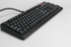 画像ギャラリー No.007のサムネイル画像 / Thermaltake初のゲーマー向けキーボード「Tt eSPORTS MEKA G1」レビュー。黒軸採用で安定感は良好