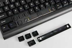 画像ギャラリー No.015のサムネイル画像 / Thermaltake初のゲーマー向けキーボード「Tt eSPORTS MEKA G1」レビュー。黒軸採用で安定感は良好