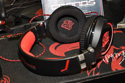 ꡼ No.011Υͥ / COMPUTEXThermaltakePS3Xbox 360бإåɥåȤޡΥɼʥإåɥեʥܡɤʤɤ