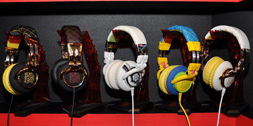 ꡼ No.020Υͥ / COMPUTEXThermaltakePS3Xbox 360бإåɥåȤޡΥɼʥإåɥեʥܡɤʤɤ